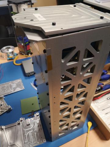 Déployeur nanosatellite